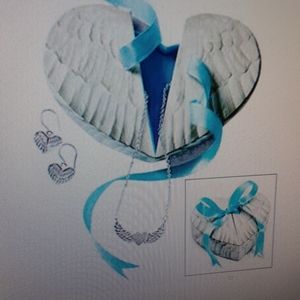 Necklace&Earrings in Heart Giftbox Easter or Christmas Gift